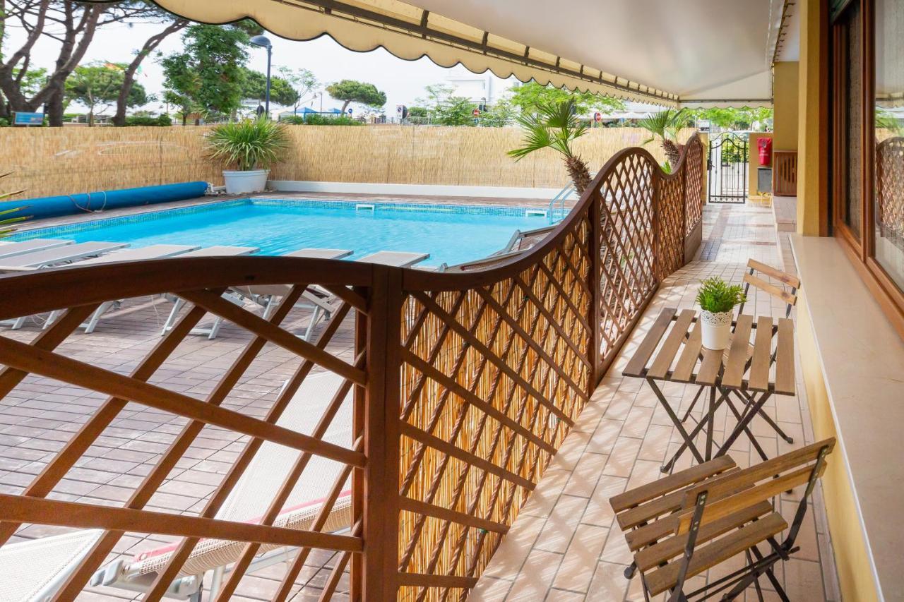 Mare Apartment *